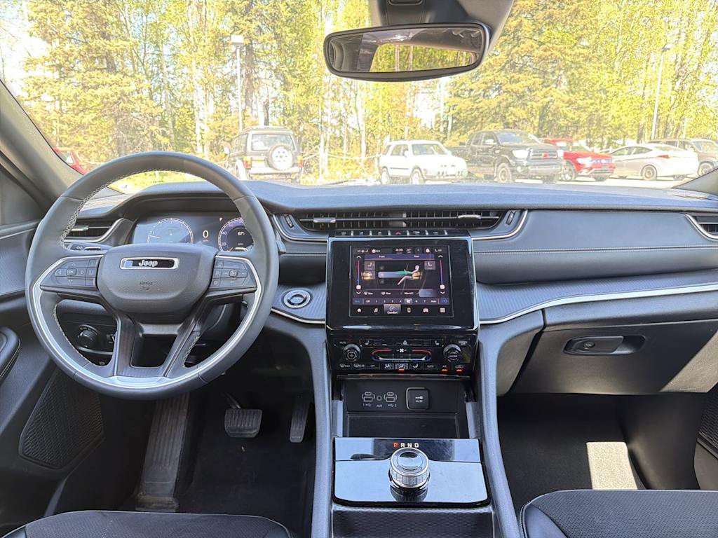 Thumbnail: 2024 Jeep Grand Cherokee L - 7