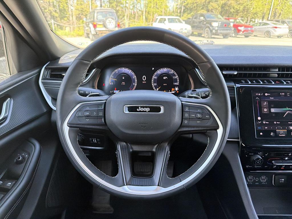 Thumbnail: 2024 Jeep Grand Cherokee L - 2
