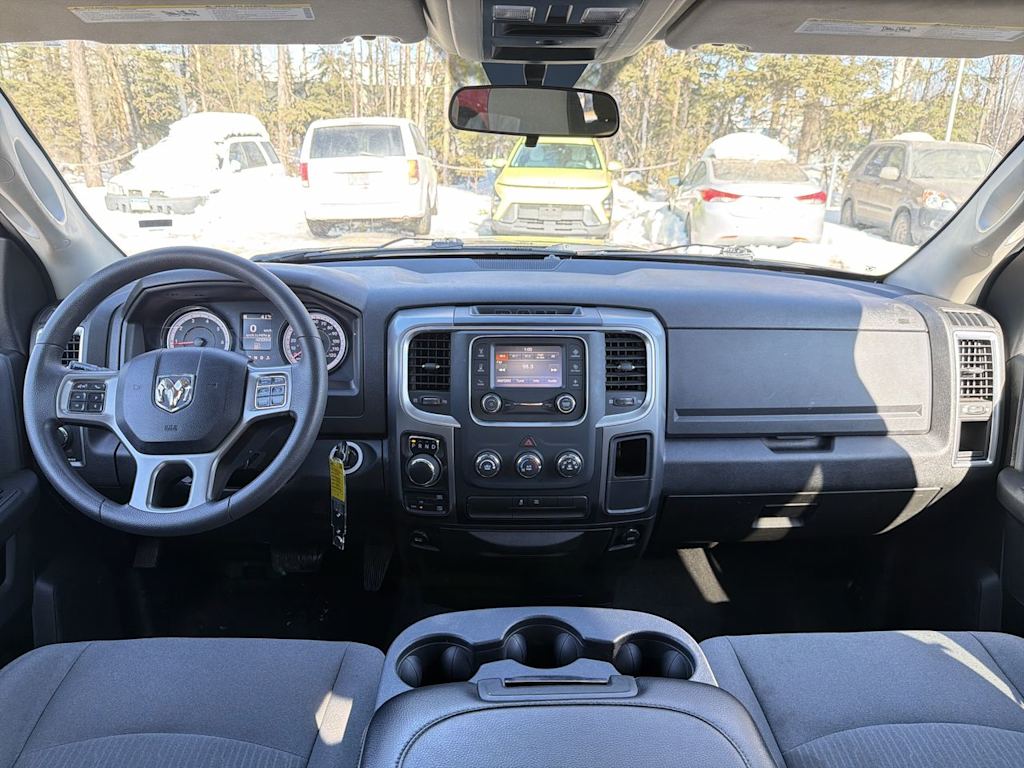 Thumbnail: 2024 RAM 1500 - 6