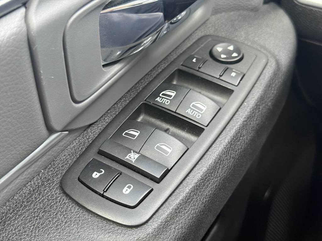 Thumbnail: 2023 RAM 1500 - 19