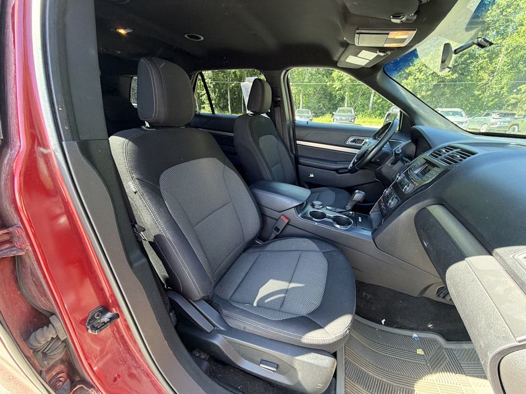 Thumbnail: 2018 Ford Explorer - 9