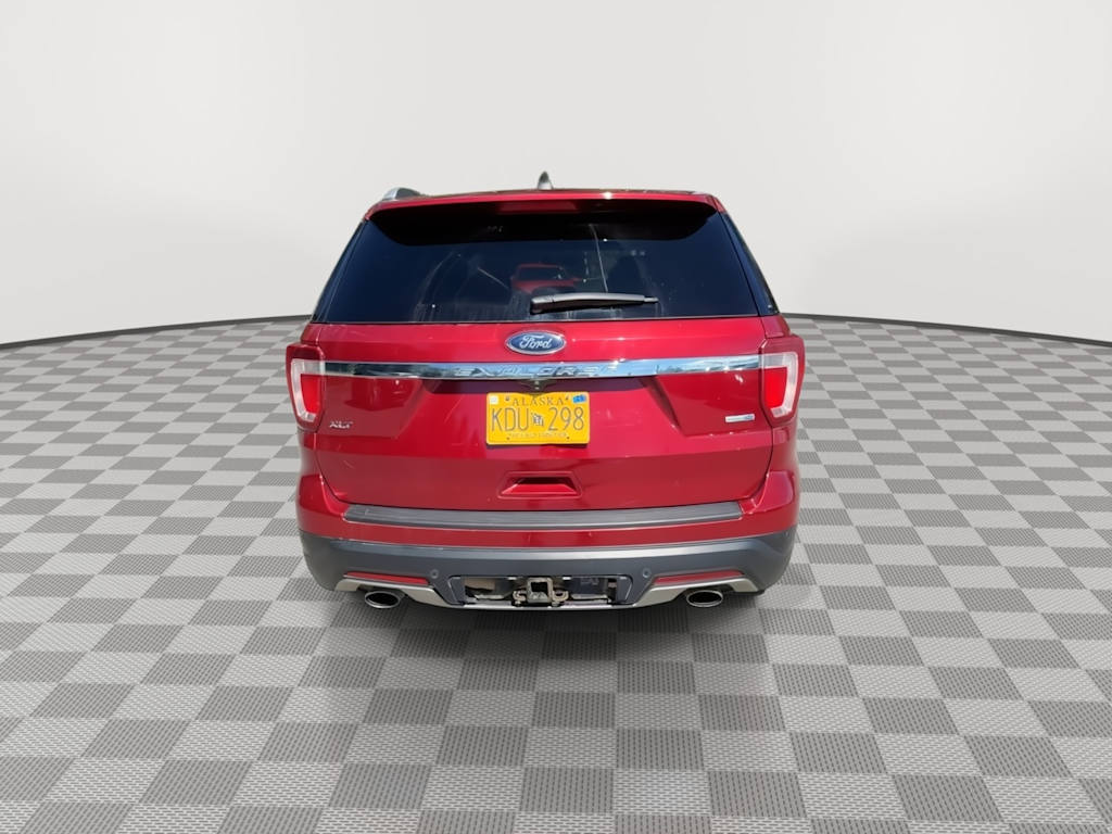 Thumbnail: 2018 Ford Explorer - 16