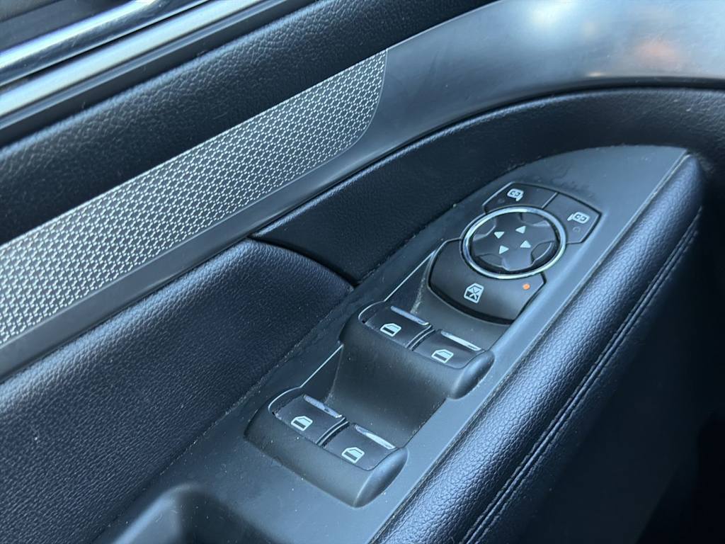 Thumbnail: 2018 Ford Explorer - 19