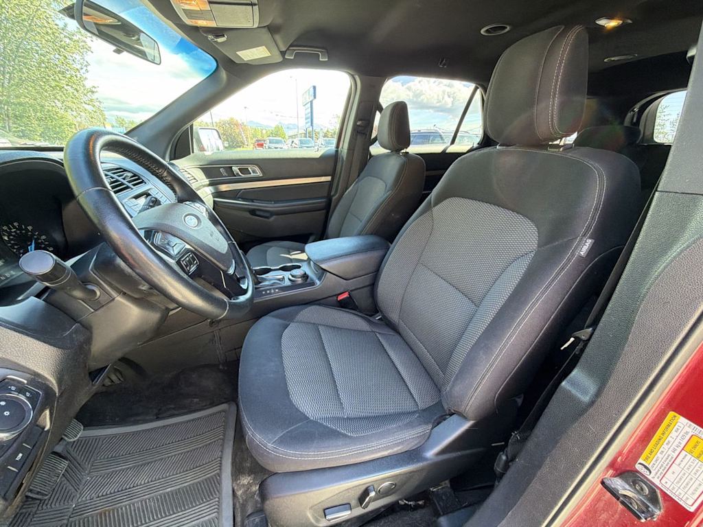 Thumbnail: 2018 Ford Explorer - 8