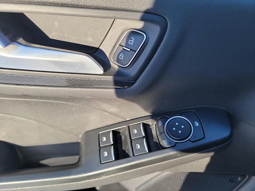 Thumbnail: 2025 Ford Escape - 23