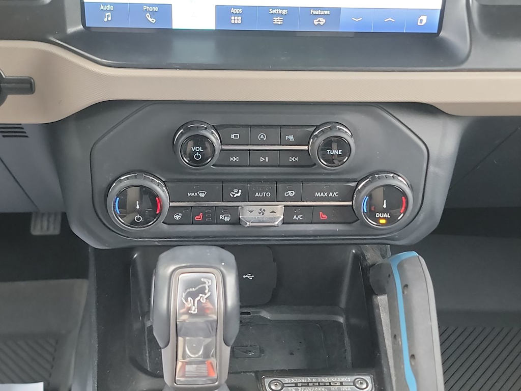 Thumbnail: 2022 Ford Bronco - 26