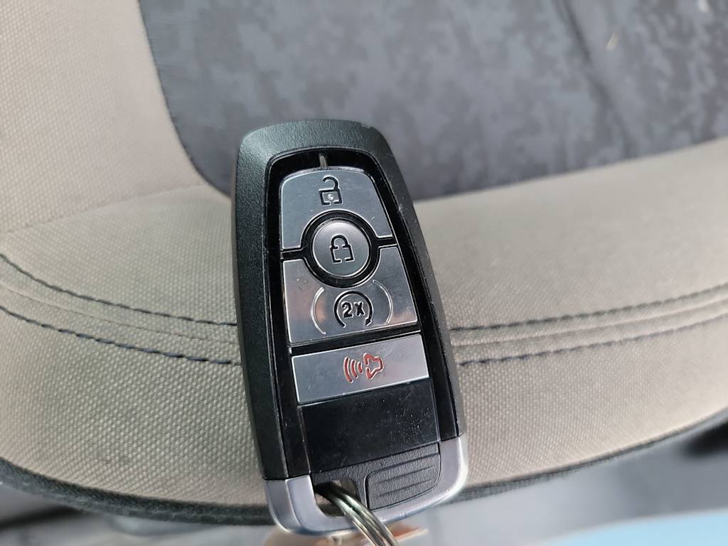 Thumbnail: 2022 Ford Bronco - 16