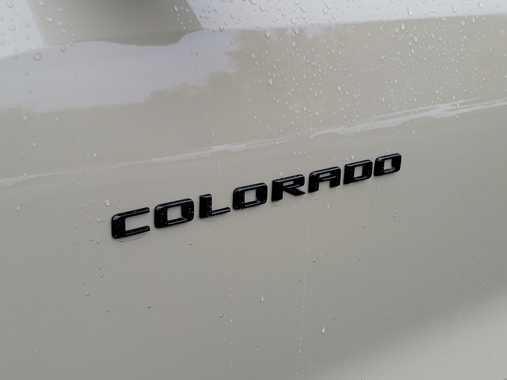 Thumbnail: 2023 Chevrolet Colorado - 7