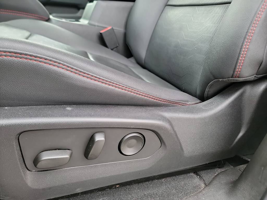 Thumbnail: 2023 Chevrolet Colorado - 23