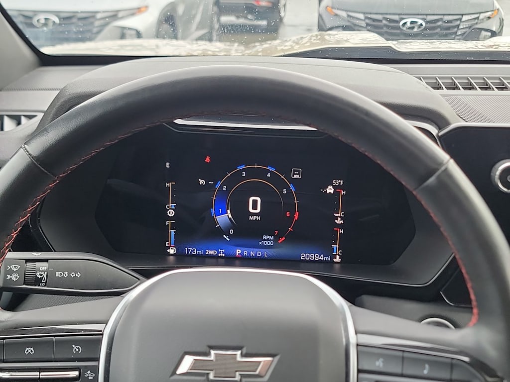 Thumbnail: 2023 Chevrolet Colorado - 15