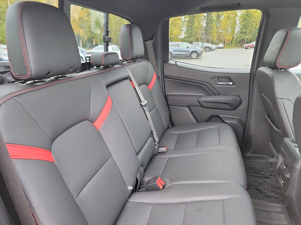 Thumbnail: 2023 Chevrolet Colorado - 12