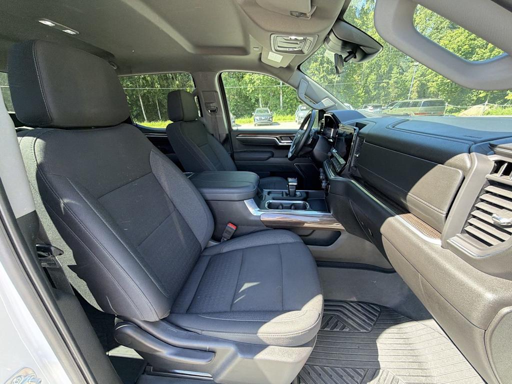 Thumbnail: 2025 Chevrolet Silverado 1500 - 10