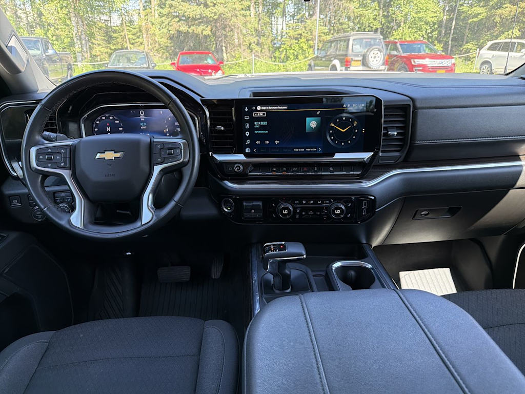 Thumbnail: 2025 Chevrolet Silverado 1500 - 8