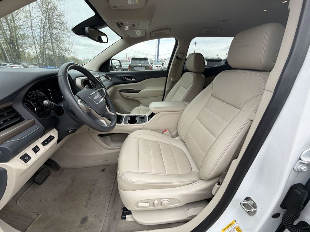 Thumbnail: 2023 GMC Acadia - 9