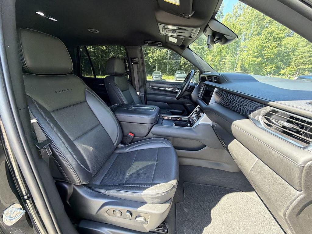 Thumbnail: 2023 GMC Yukon - 10