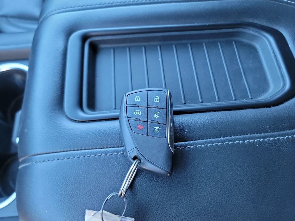 Thumbnail: 2021 Chevrolet Tahoe - 16