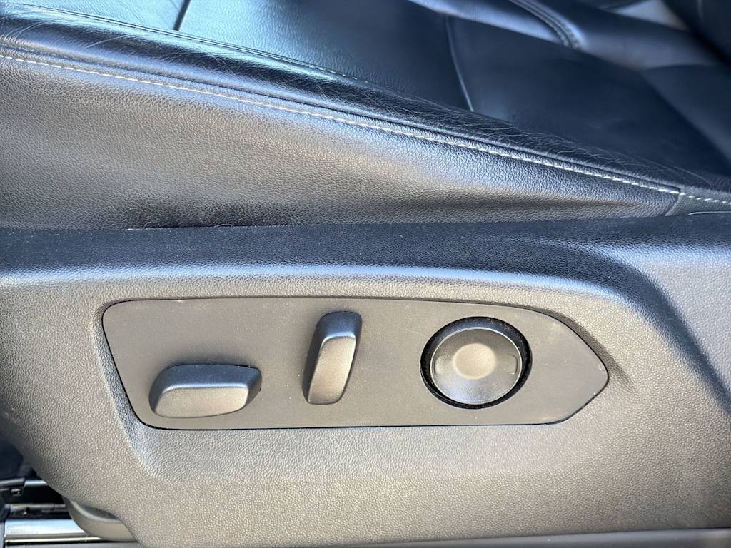 Thumbnail: 2021 Chevrolet Tahoe - 20