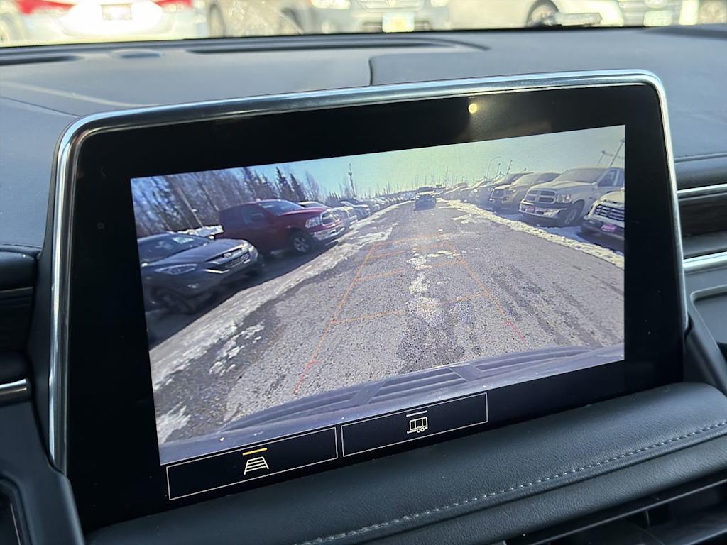 Thumbnail: 2021 Chevrolet Tahoe - 21