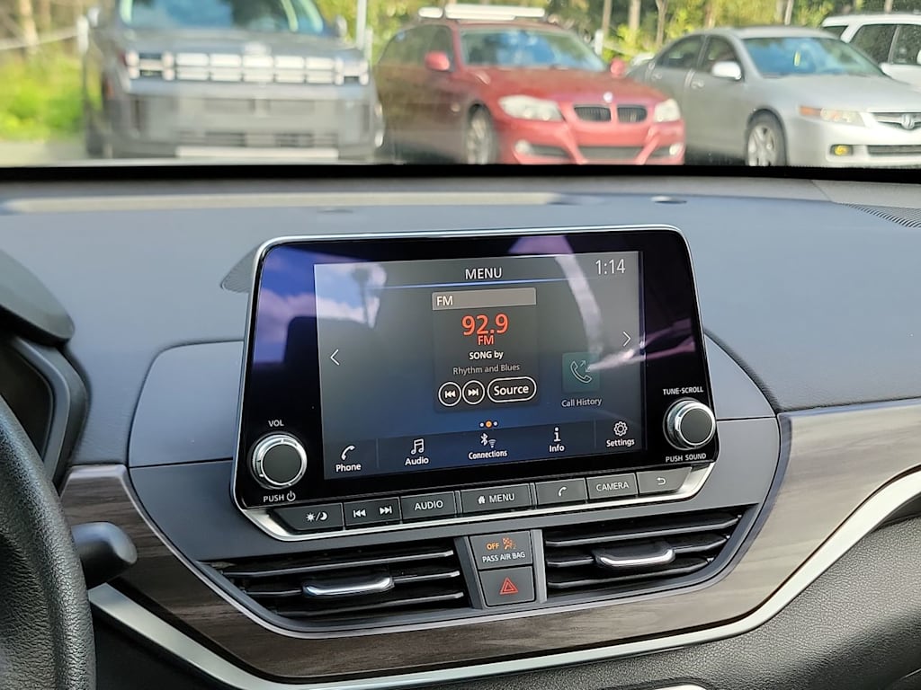 Thumbnail: 2023 Nissan Altima - 13