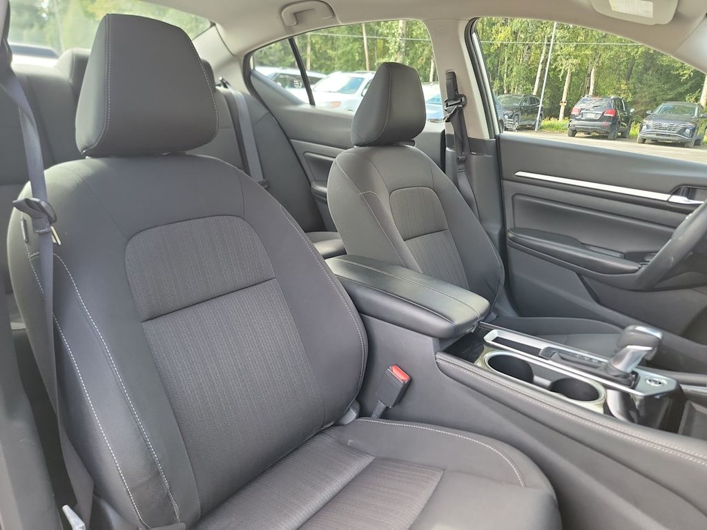 Thumbnail: 2023 Nissan Altima - 11