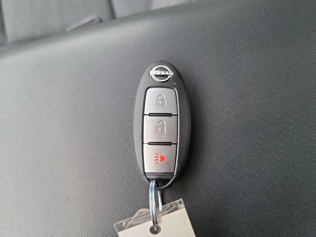 Thumbnail: 2023 Nissan Frontier - 17