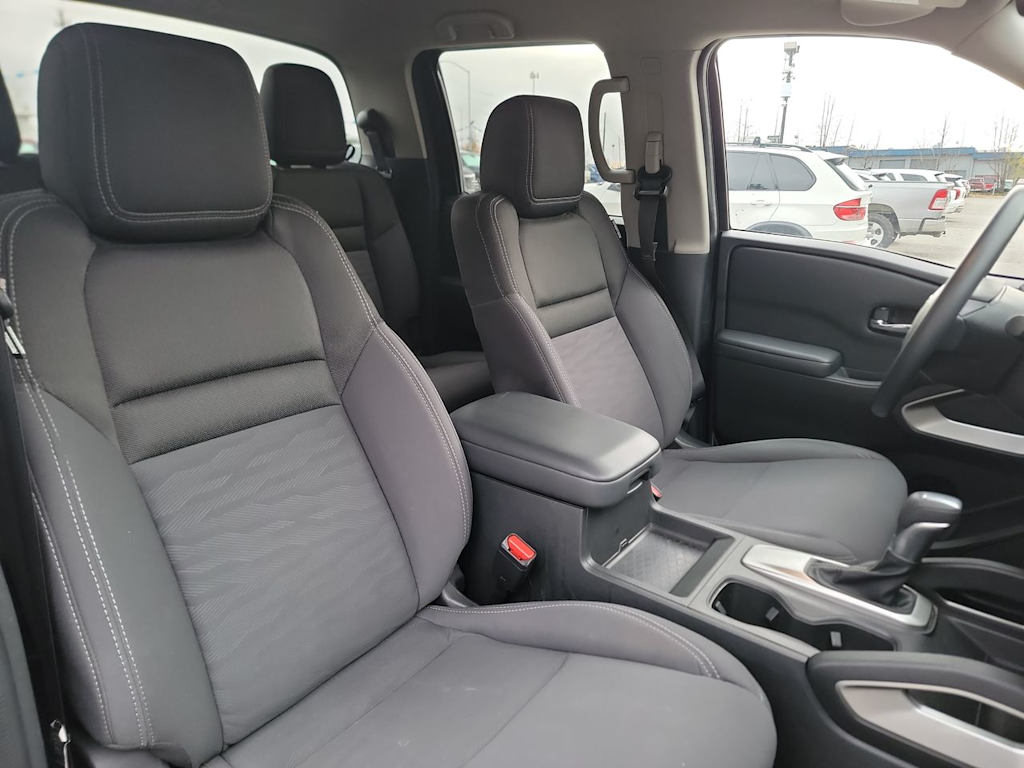 Thumbnail: 2023 Nissan Frontier - 11