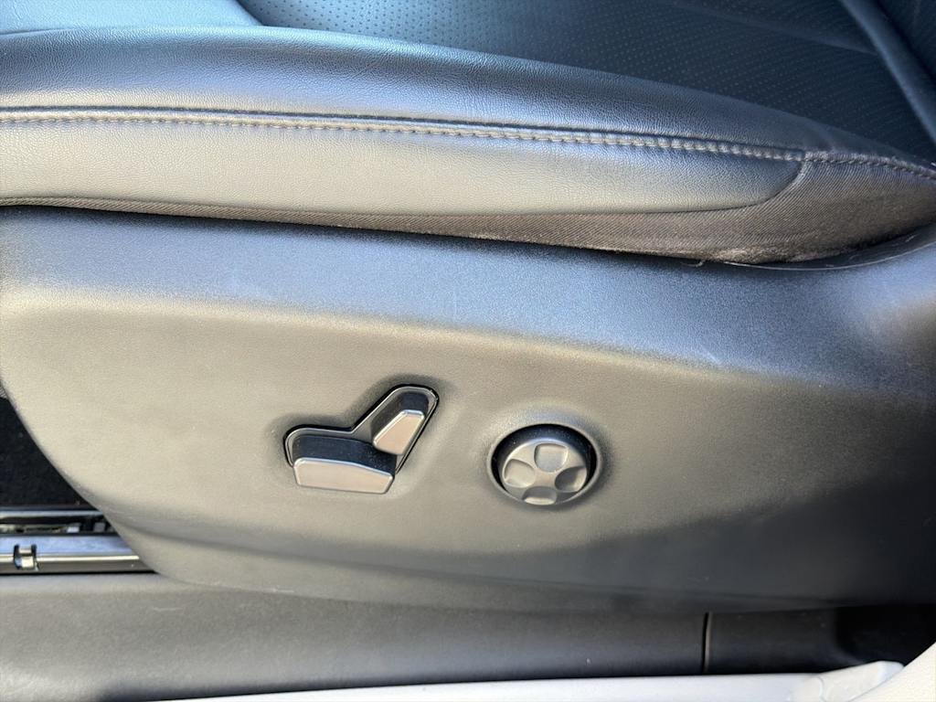 Thumbnail: 2024 Chrysler Pacifica - 20