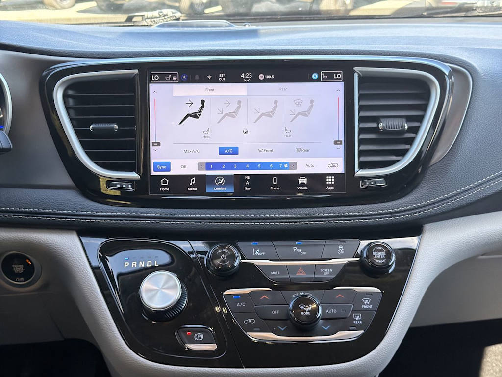Thumbnail: 2024 Chrysler Pacifica - 23