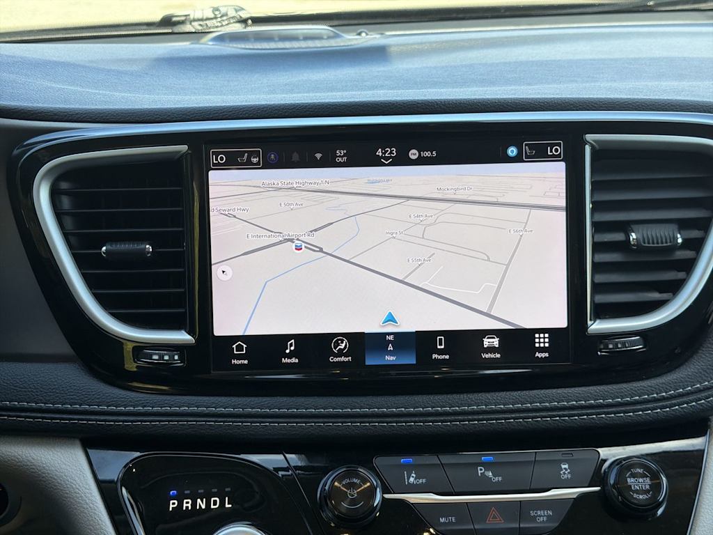 Thumbnail: 2024 Chrysler Pacifica - 22