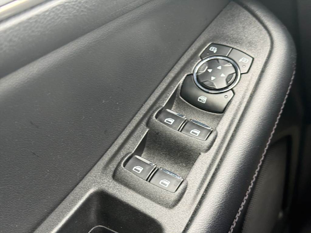 Thumbnail: 2024 Ford Edge - 19