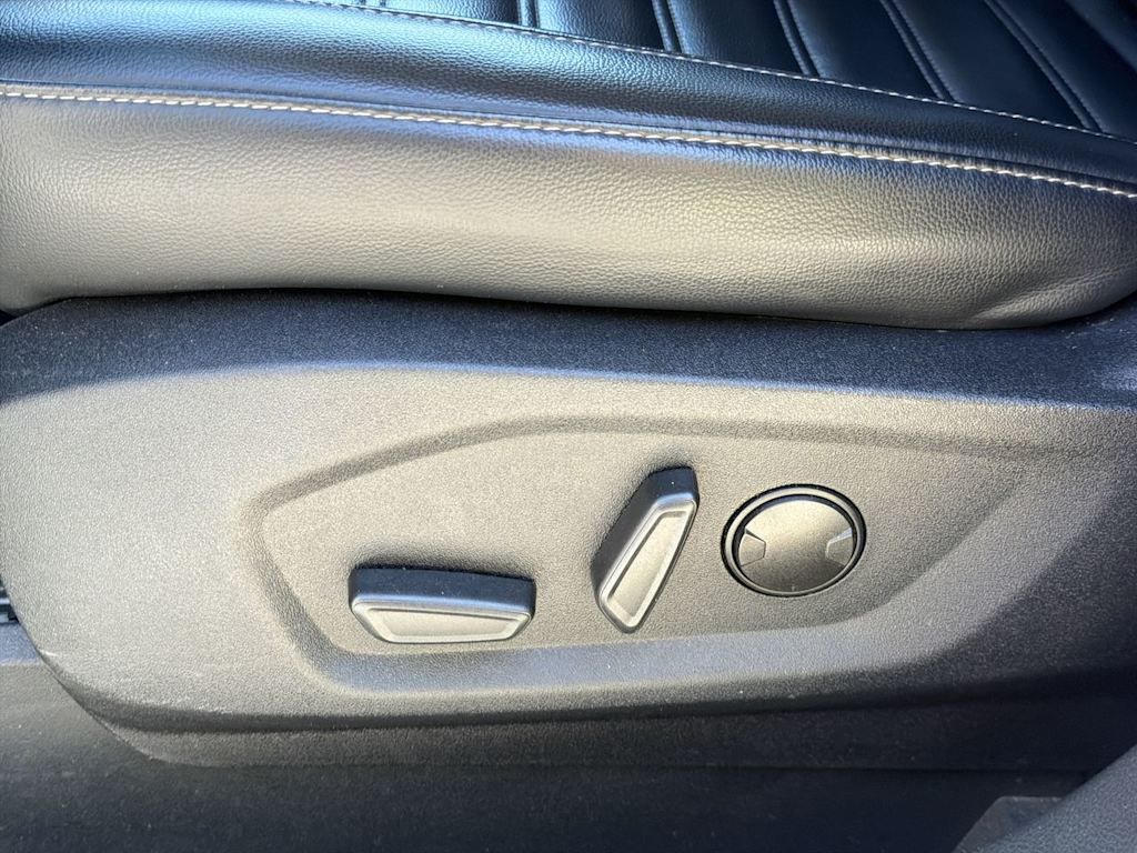 Thumbnail: 2024 Ford Edge - 19
