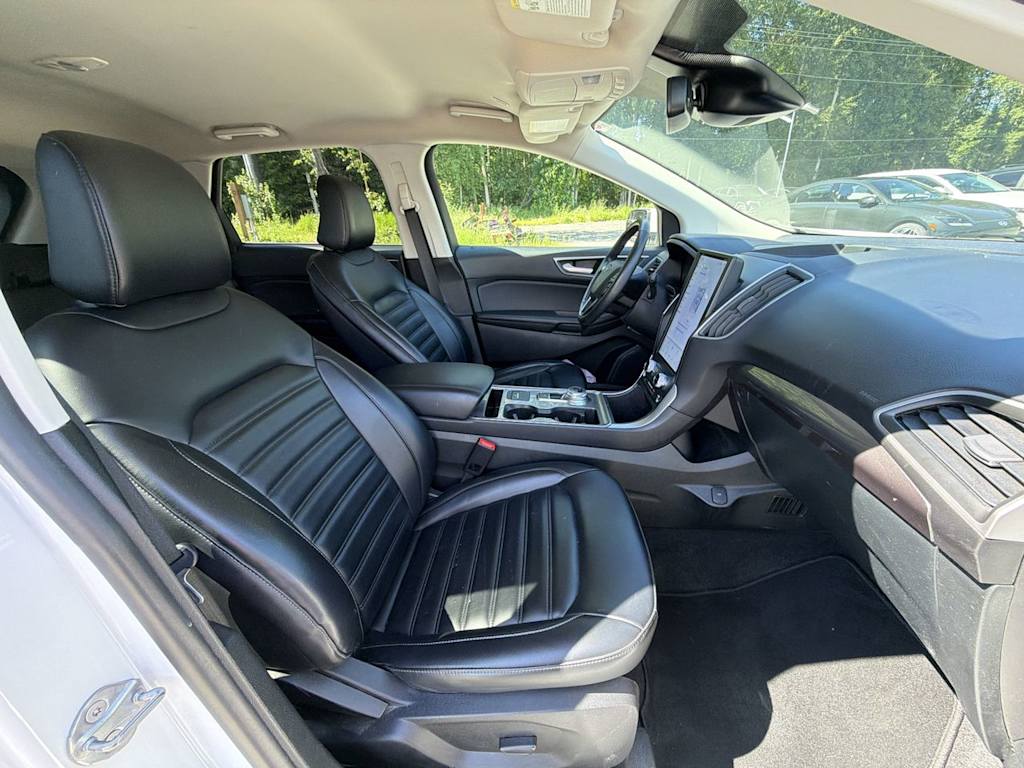 Thumbnail: 2024 Ford Edge - 10