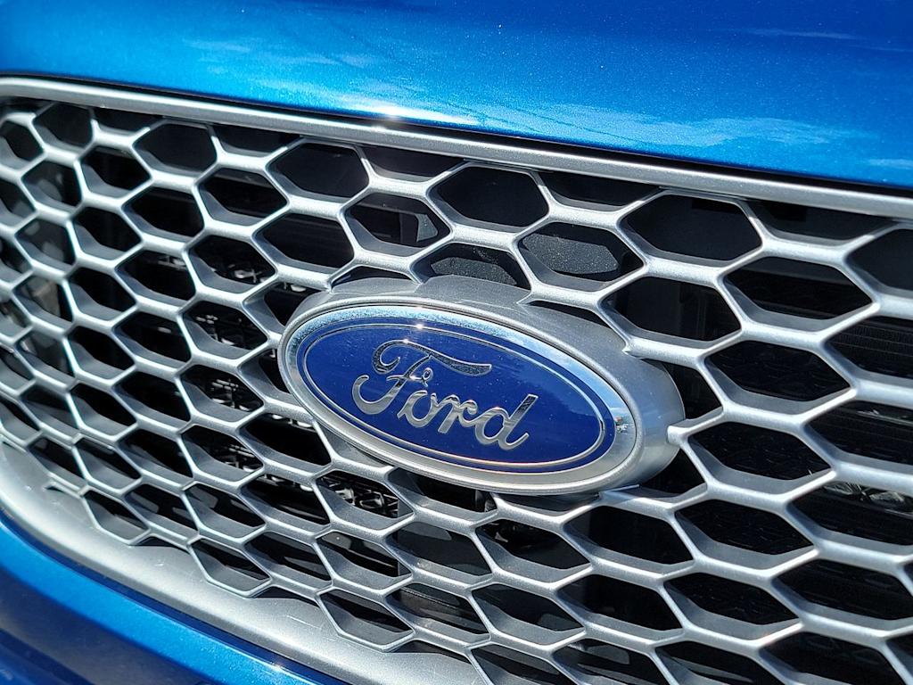 Thumbnail: 2023 Ford Edge - 6