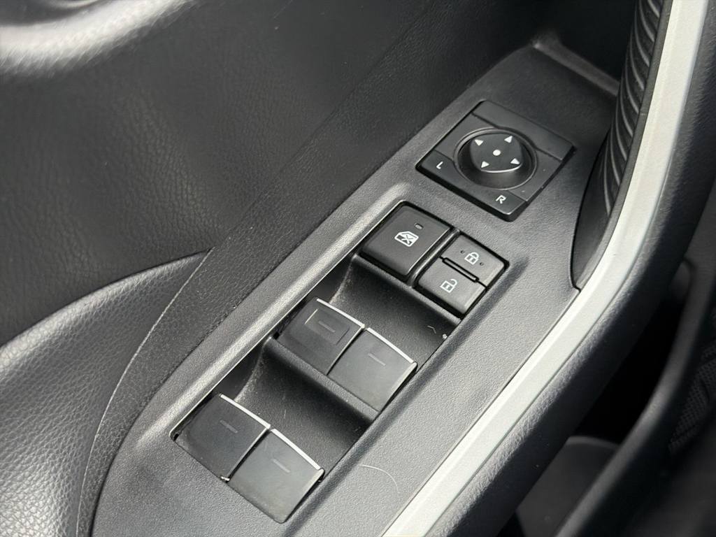 Thumbnail: 2025 Toyota RAV4 - 19