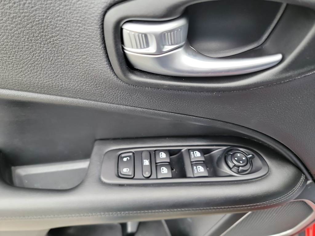 Thumbnail: 2021 Jeep Compass - 23