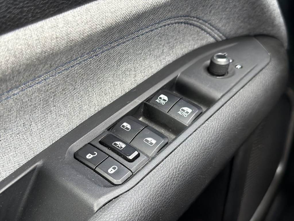 Thumbnail: 2024 Jeep Compass - 19