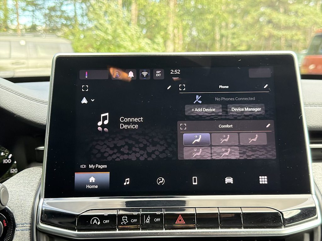 Thumbnail: 2024 Jeep Compass - 12
