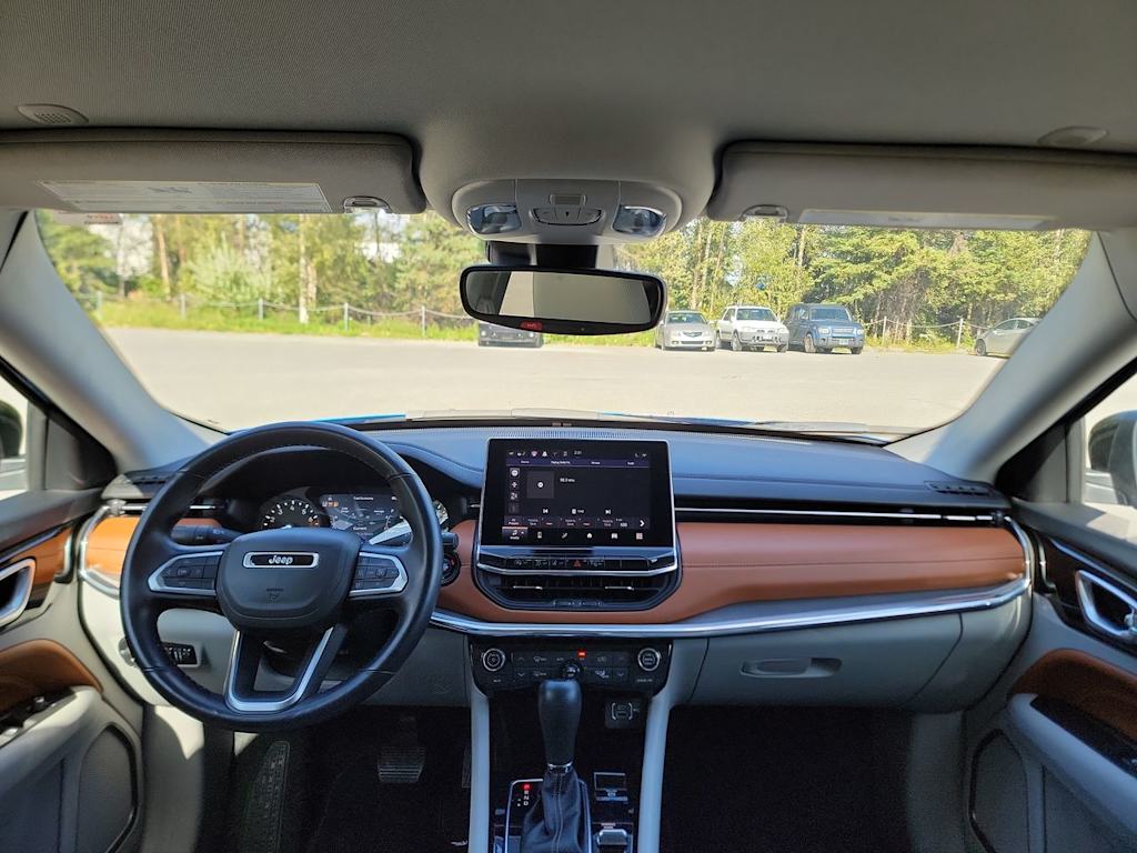 Thumbnail: 2022 Jeep Compass - 9