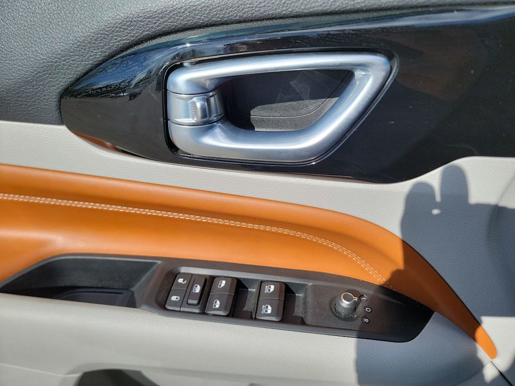 Thumbnail: 2022 Jeep Compass - 22