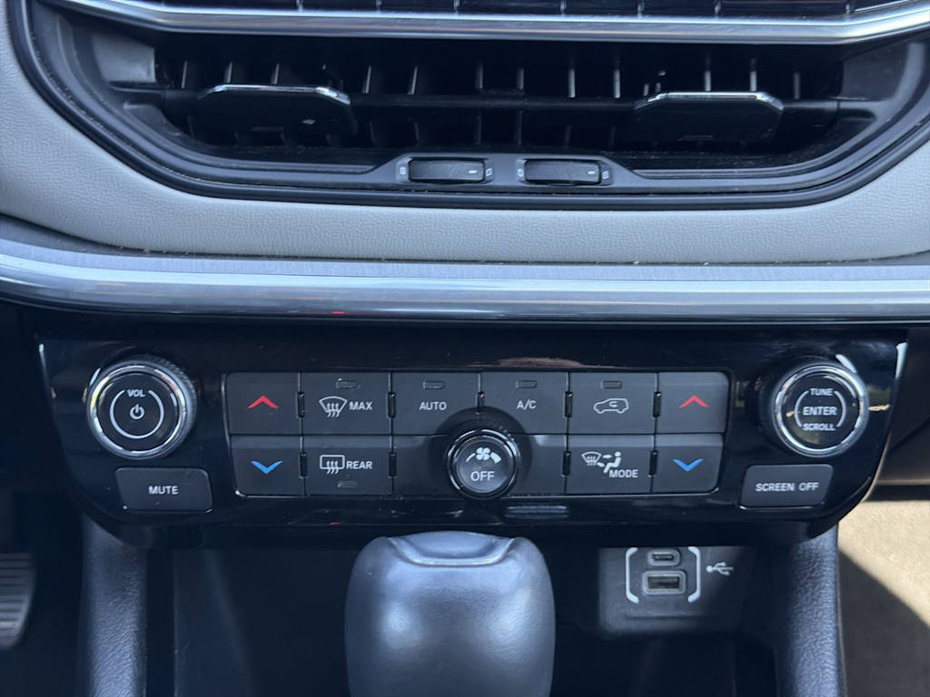 Thumbnail: 2024 Jeep Compass - 22