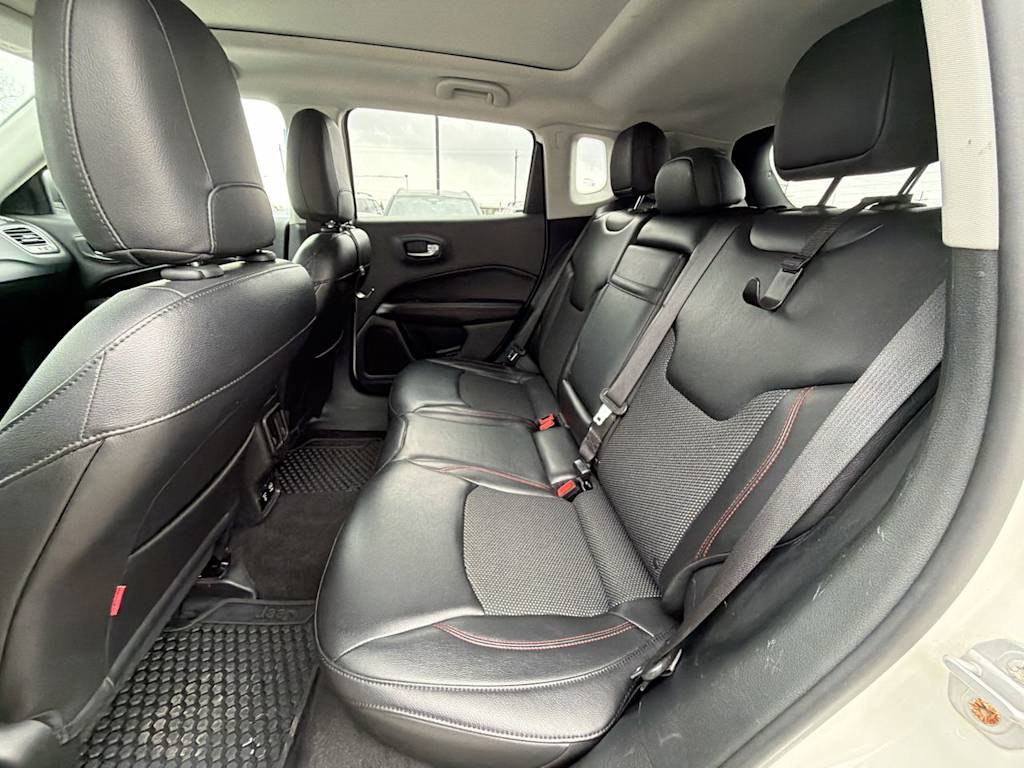 Thumbnail: 2018 Jeep Compass - 10