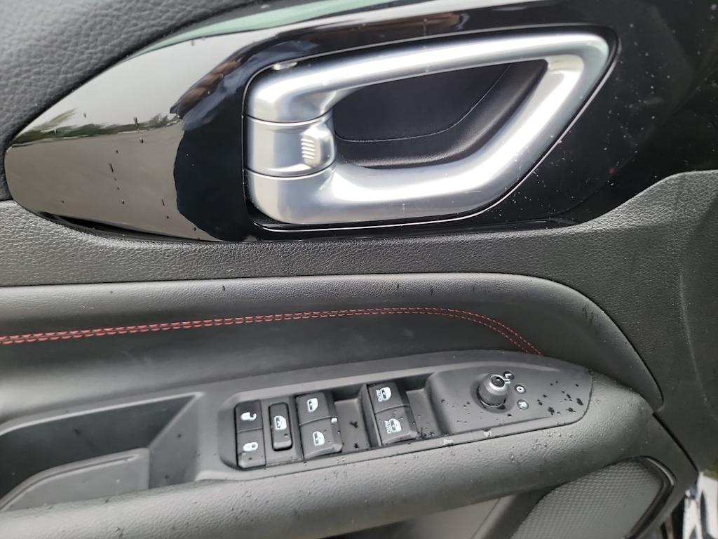 Thumbnail: 2024 Jeep Compass - 23