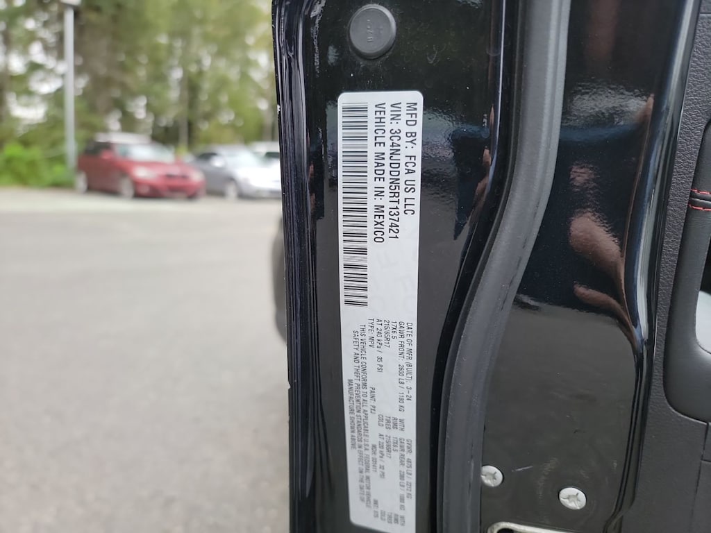 Thumbnail: 2024 Jeep Compass - 18