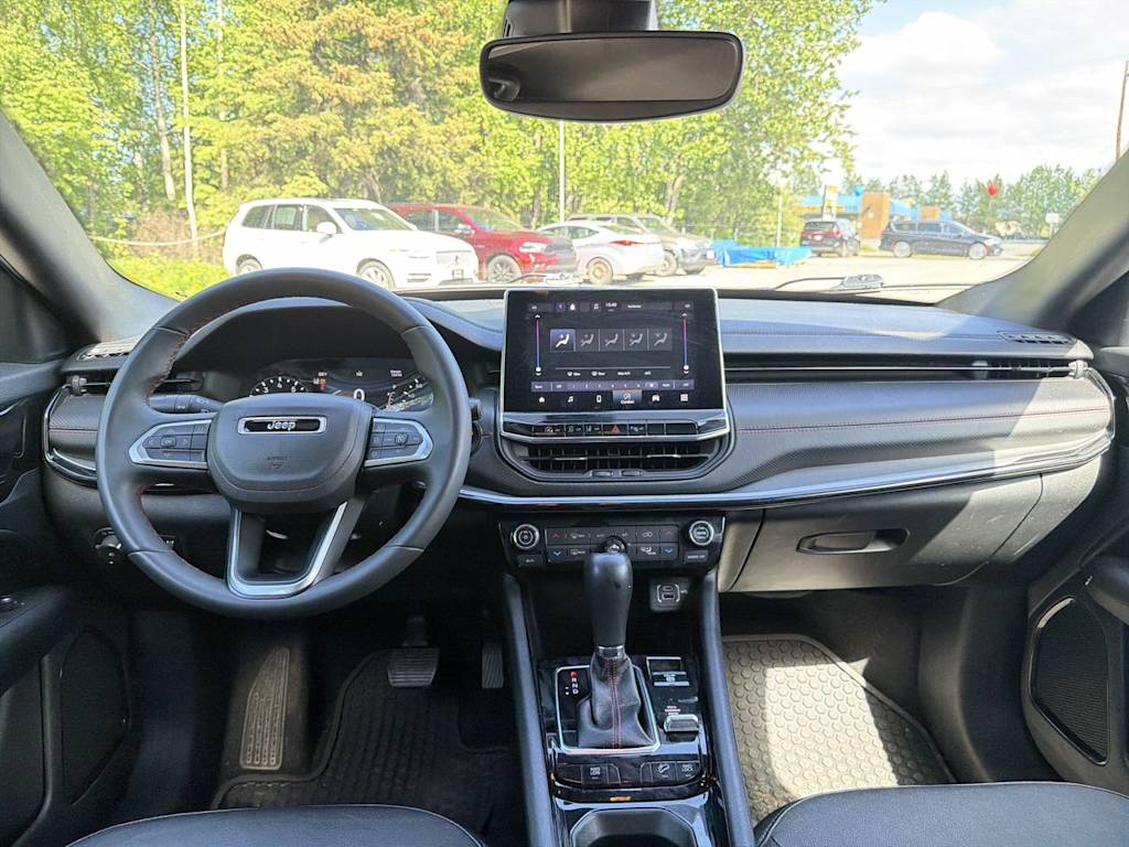 Thumbnail: 2024 Jeep Compass - 8