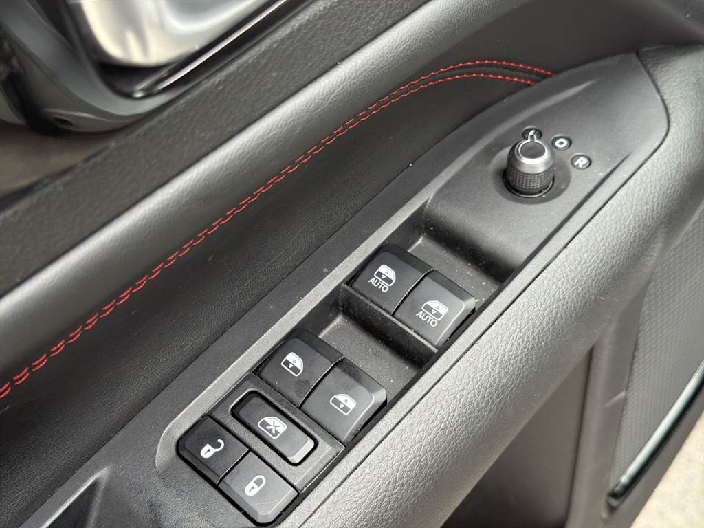 Thumbnail: 2024 Jeep Compass - 19