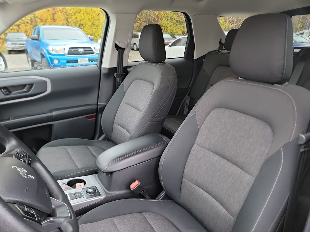 Thumbnail: 2024 Ford Bronco Sport - 9