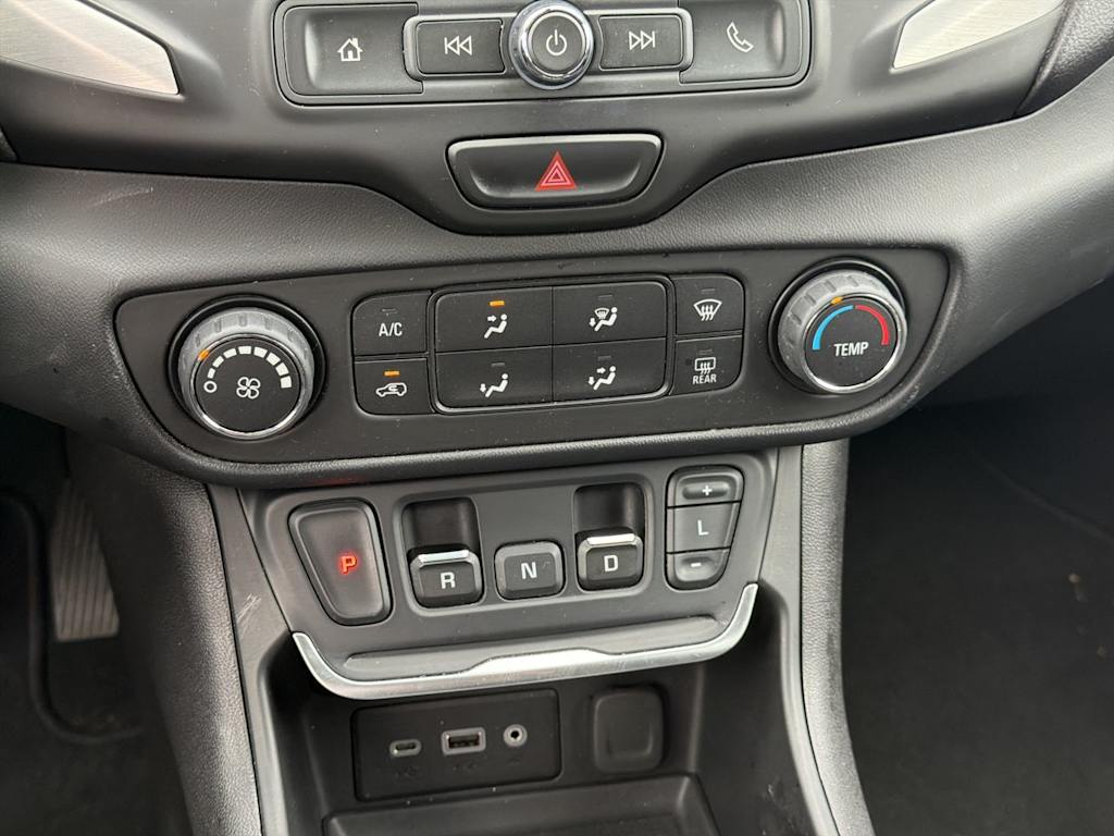 Thumbnail: 2019 GMC Terrain - 22