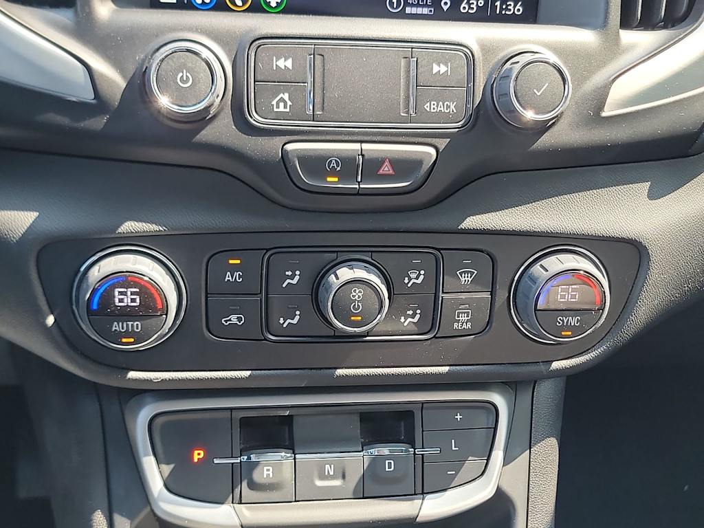 Thumbnail: 2024 GMC Terrain - 25