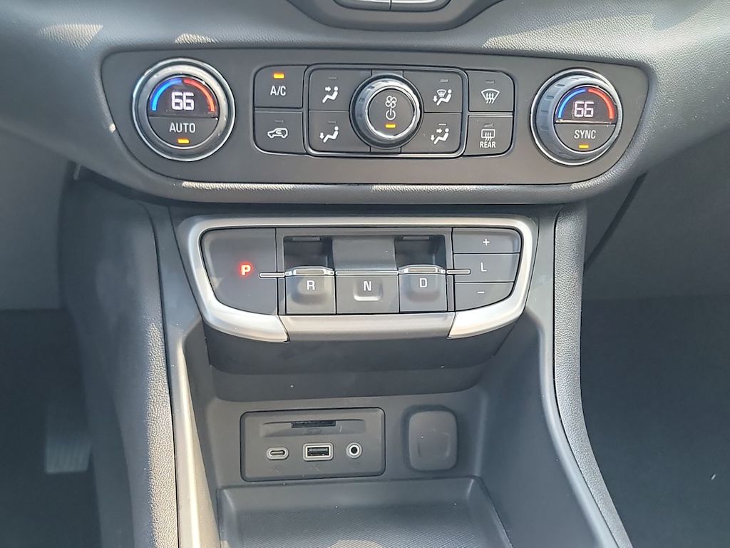 Thumbnail: 2024 GMC Terrain - 24