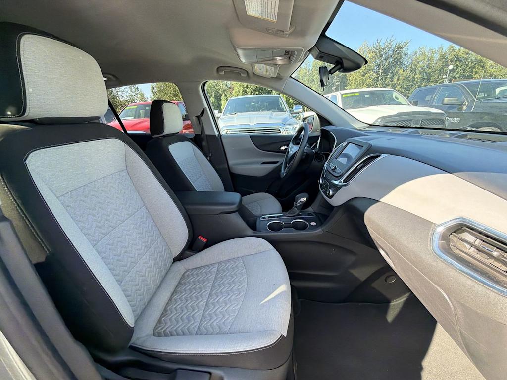 Thumbnail: 2023 Chevrolet Equinox - 10